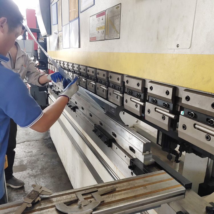 General flow of customized access panel factory.