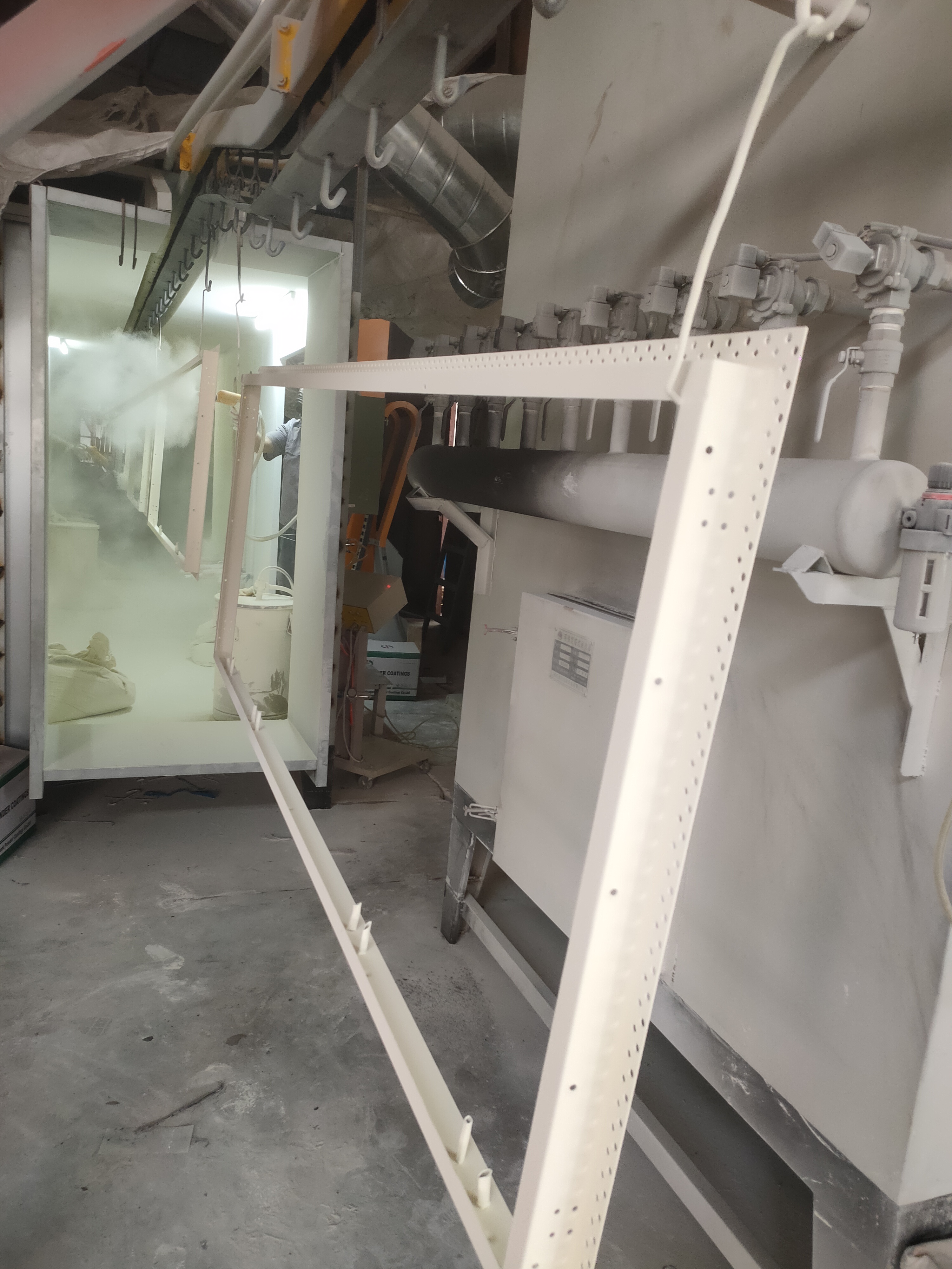 Spray production line pretreatment key processing technology .