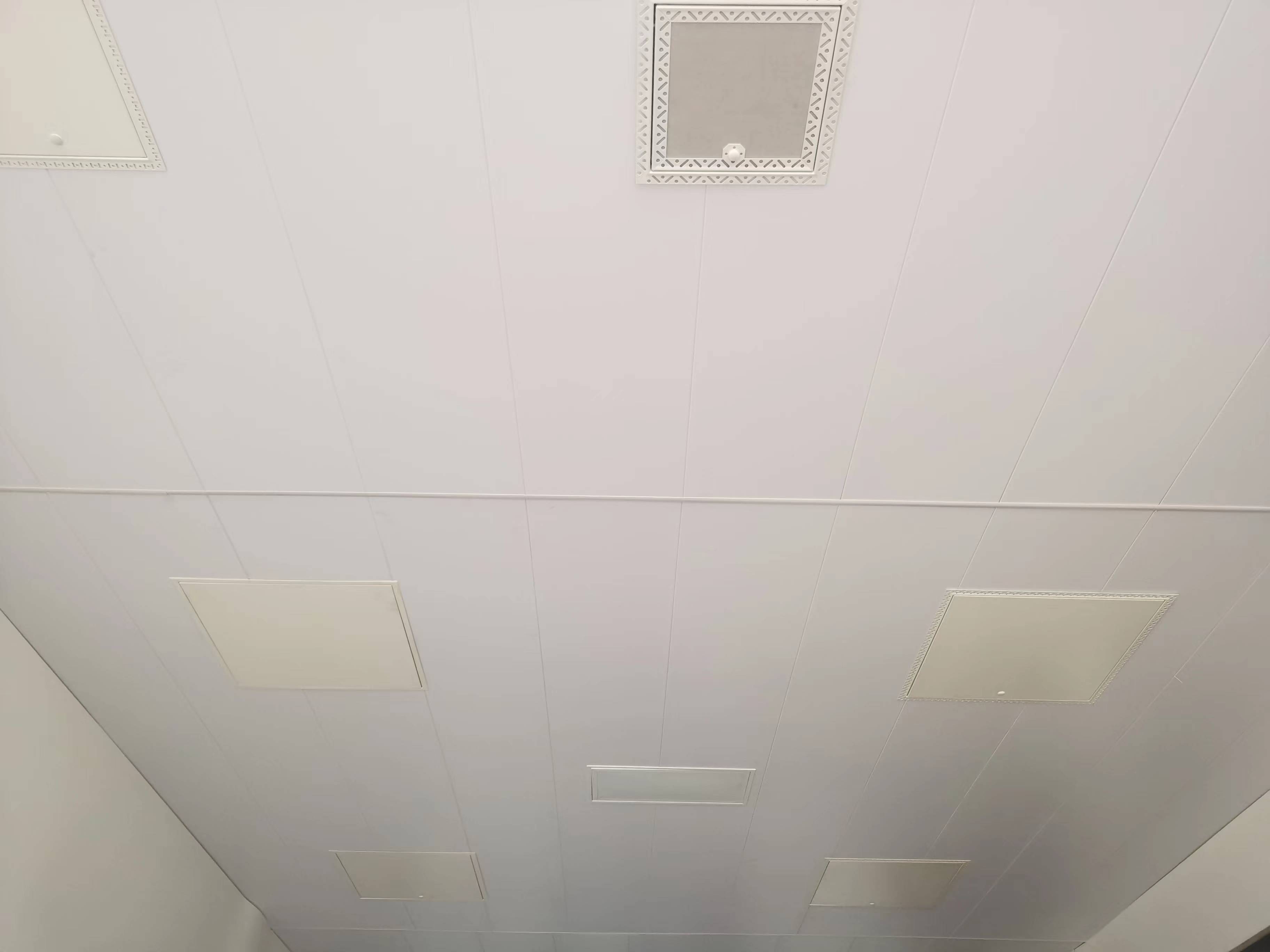 Ceiling access panel need to be fire rated or not ?
